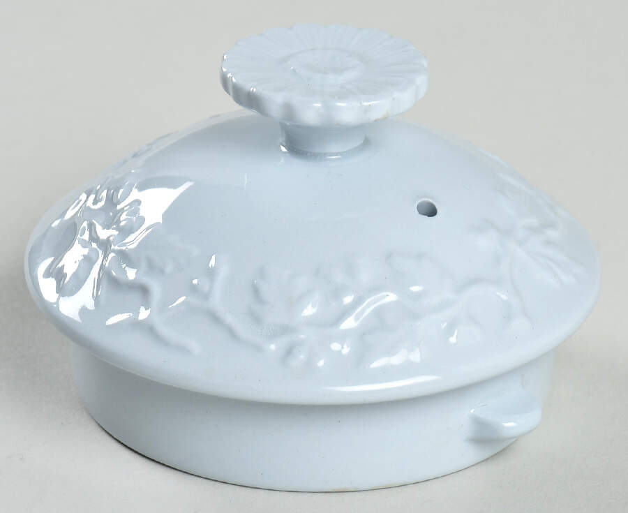 Henry Iv Lid for Coffee Pot by Spode-1