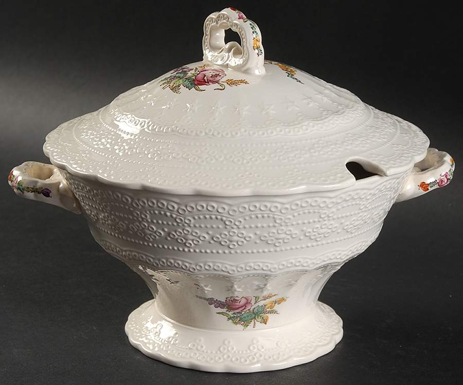 Heath & Rose (Jewel Shape) Sauce Boat & Lid by Spode-1