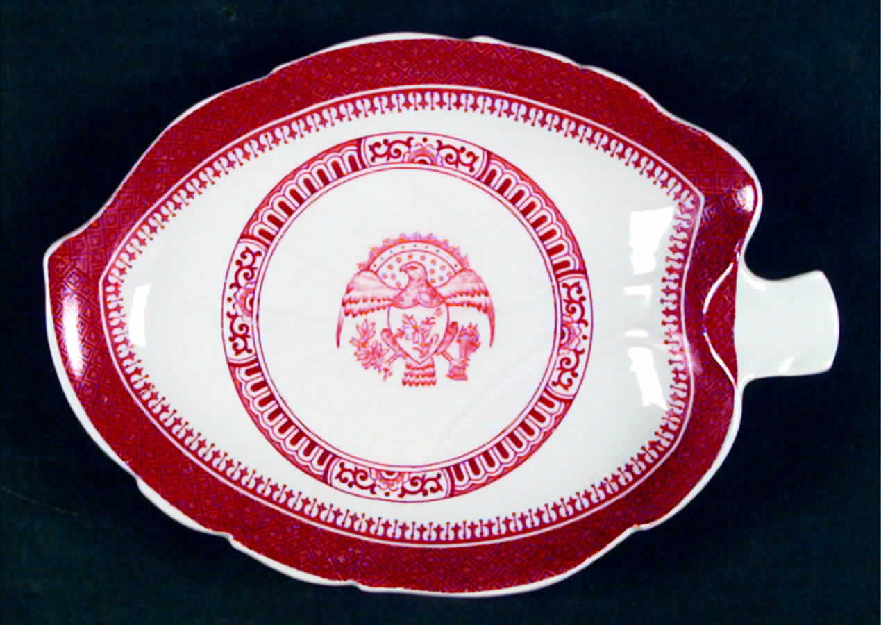 Heritage Red 7" Leaf Dish by Spode-1