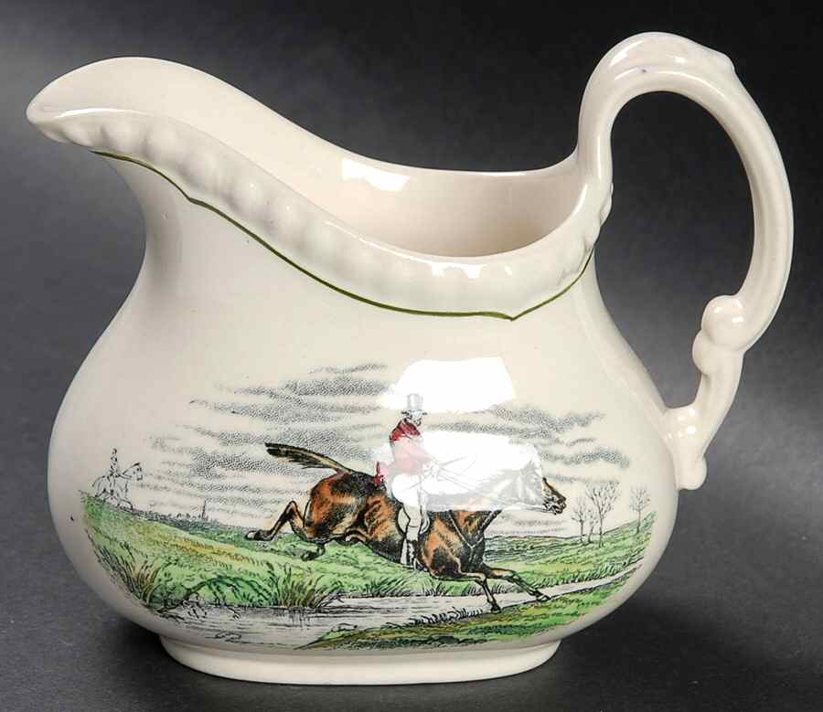Hunt Scenes (Green Ring) Creamer by Spode-1