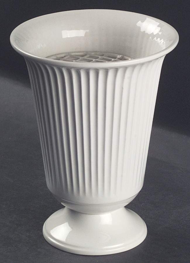 Imperial Fancies 7" Vase by Spode-1