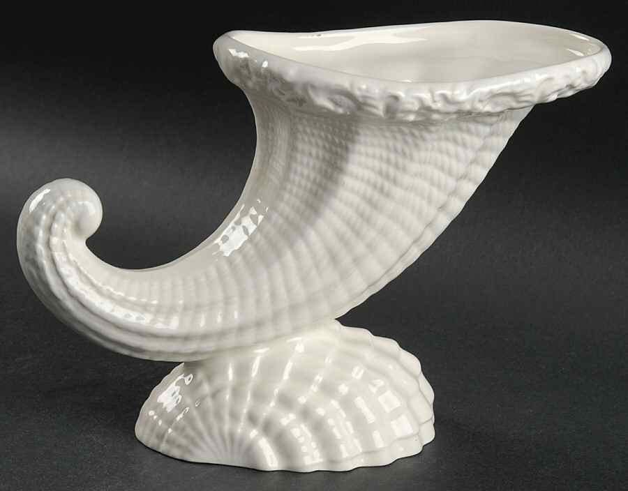 Imperial Fancies Cornucopia by Spode-1