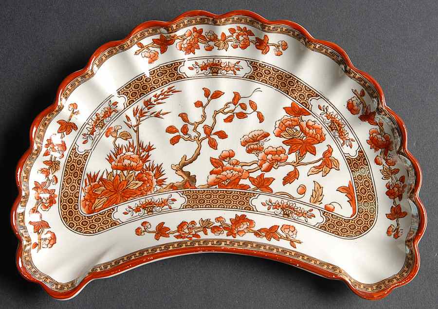 Indian Tree (Orange Rust, Scallop, Red Trim) Crescent Salad Plate by Spode-1