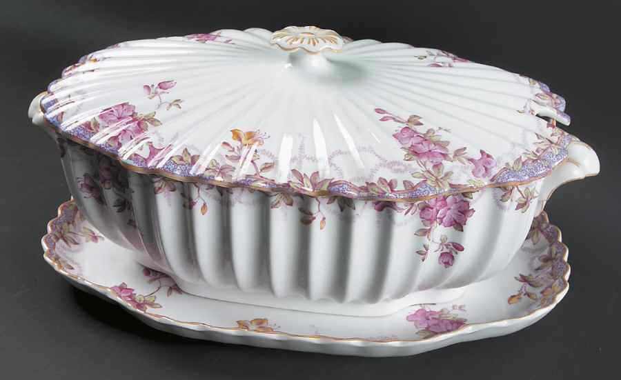 Irene Oval Tureen & Lid with Underplate by Spode-1