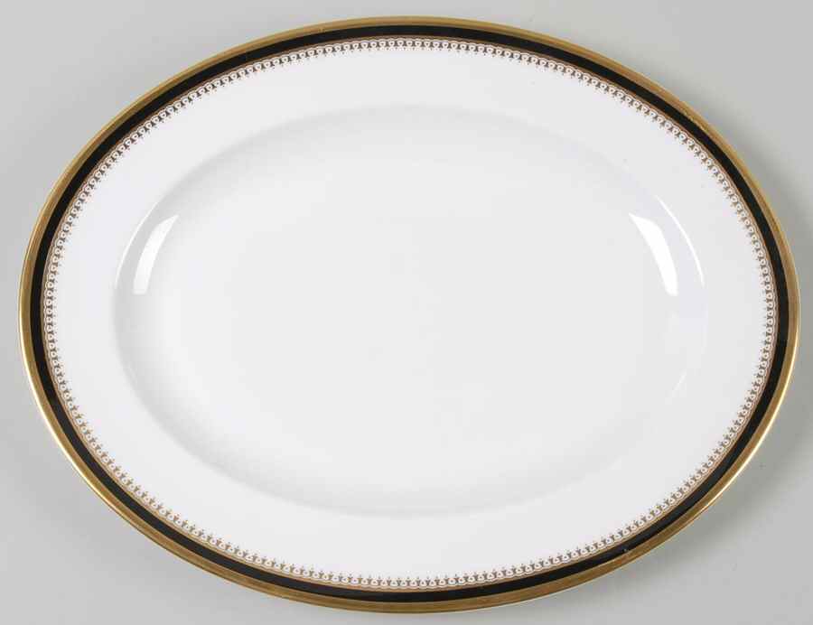 Knightsbridge Black 13" Oval Serving Platter by Spode-1