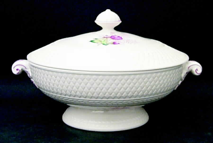Lady Anne Round Covered Vegetable by Spode-1