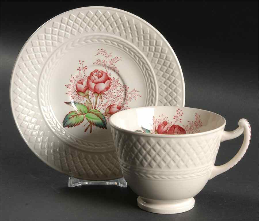 Lady Anne Footed Cup & Saucer Set by Spode-1