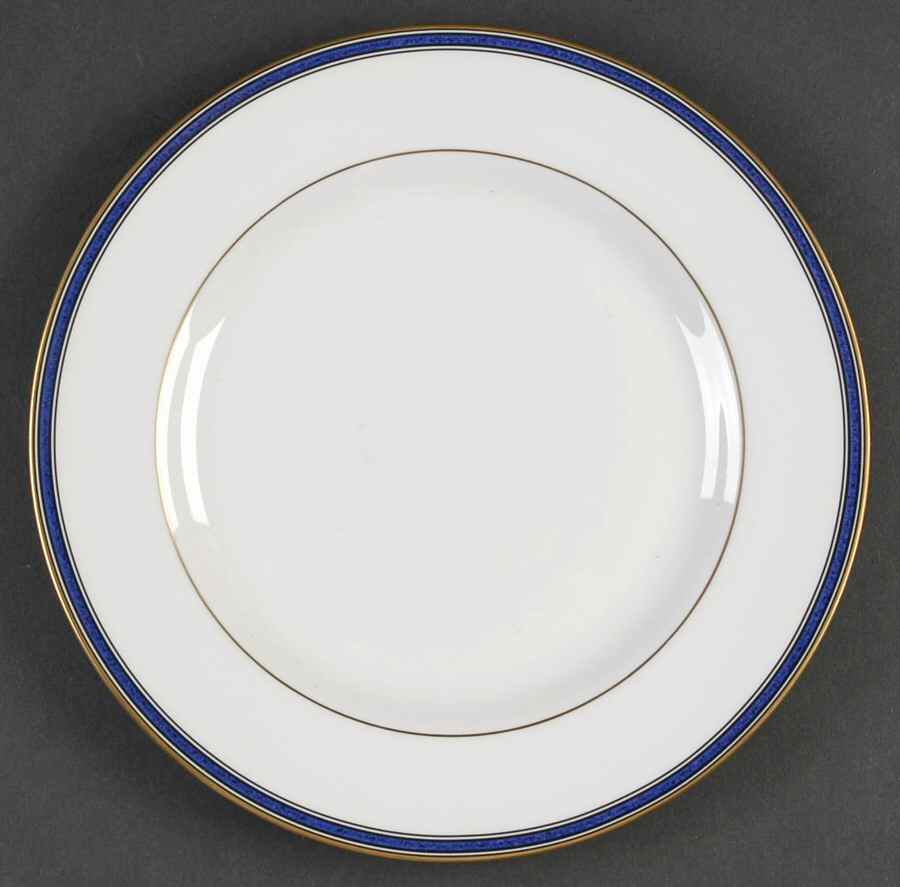 Lausanne Luncheon Plate by Spode-1