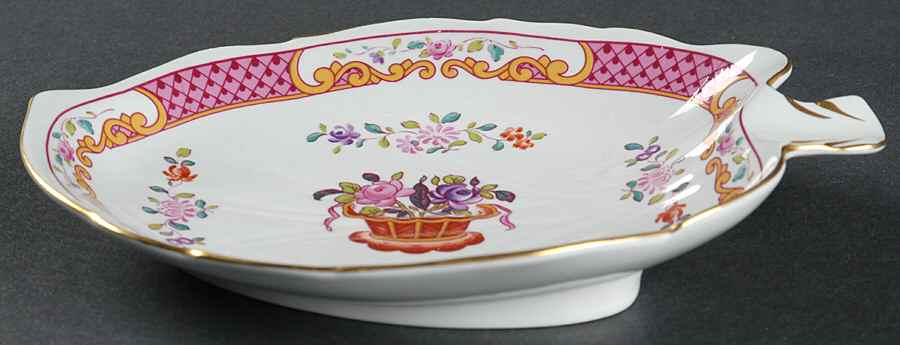 Lord Calvert 7" Leaf Dish by Spode-1