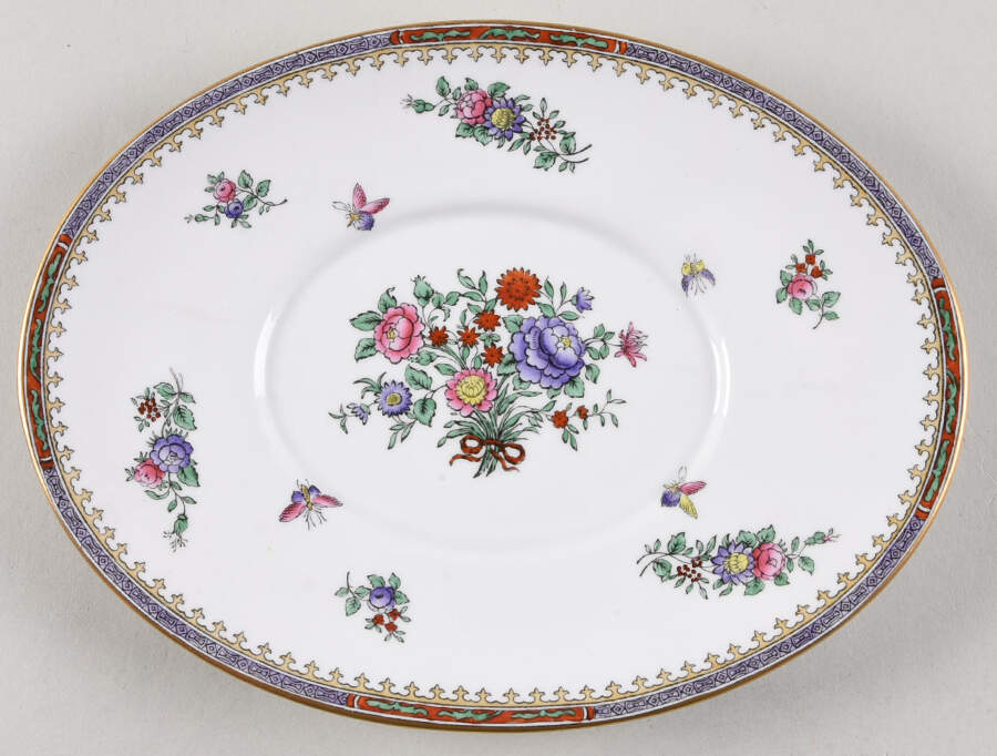 Lowestoft Flowers (Bone) Underplate for Gravy Boat by Spode-1