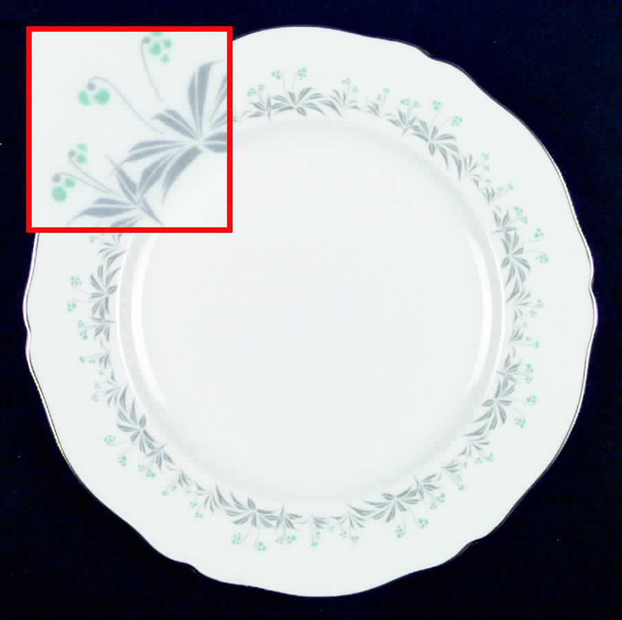 Loralie Dinner Plate by Spode-1