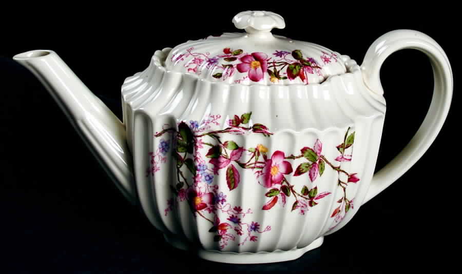 Lorraine Teapot & Lid by Spode-1
