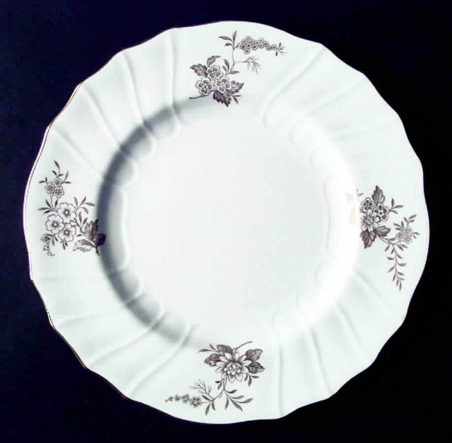 Louvain Dinner Plate by Spode-1