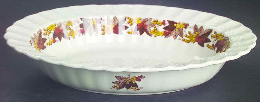 Madeira 10" Oval Vegetable Bowl by Spode-1