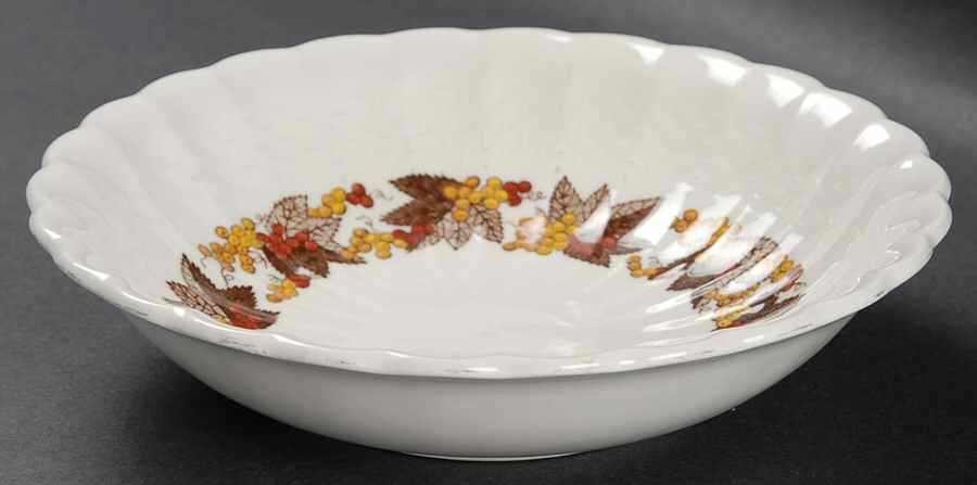 Madeira Coupe Cereal Bowl by Spode-1