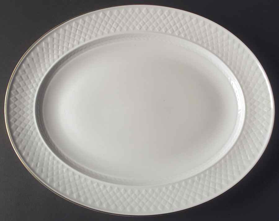 Mansard Gold 17" Oval Serving Platter by Spode-1