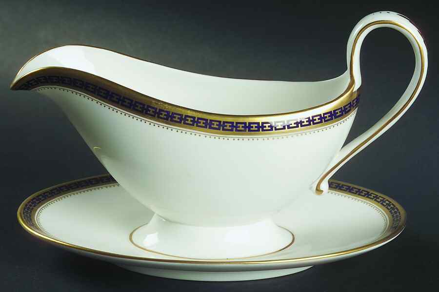 Majestic Gravy Boat with Attached Underplate by Spode-1