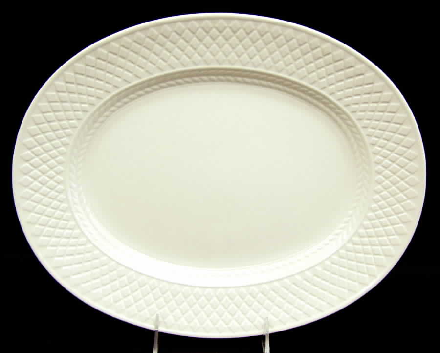 Mansard (Off White, Earthenware) 13" Oval Serving Platter by Spode-1