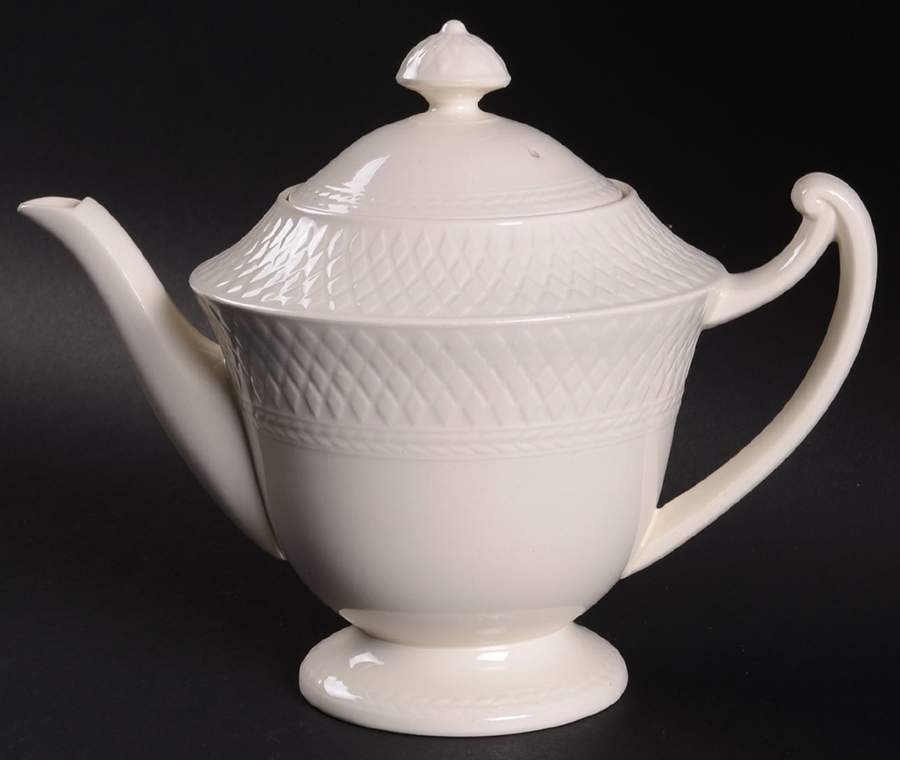 Mansard (Off White, Earthenware) Teapot & Lid by Spode-1
