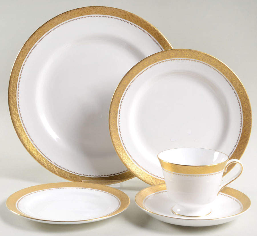 Mandarin Gold 5 Piece Place Setting by Spode-1