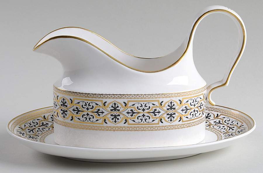 Mantilla Gravy Boat & Underplate by Spode-1