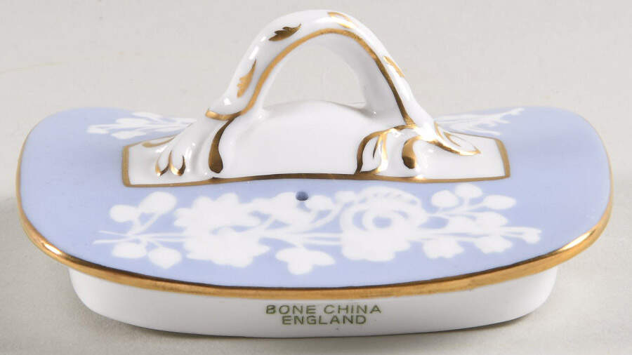 Maritime Rose Blue Lid for Small Teapot by Spode-1