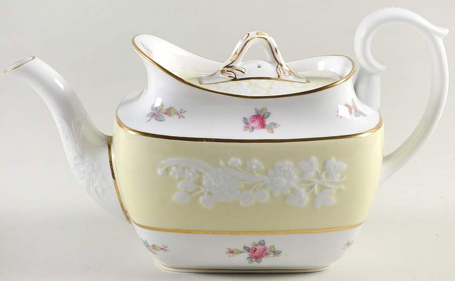 Maritime Rose Paleyellow Teapot & Lid by Spode-1