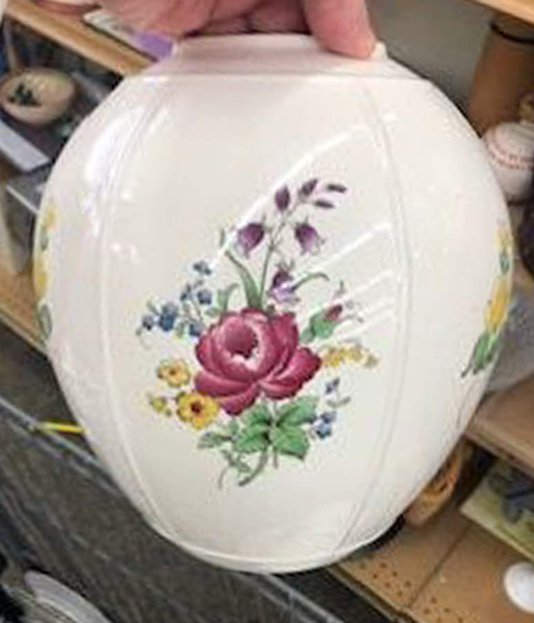 Marlborough Sprays Globe Vase by Spode-1