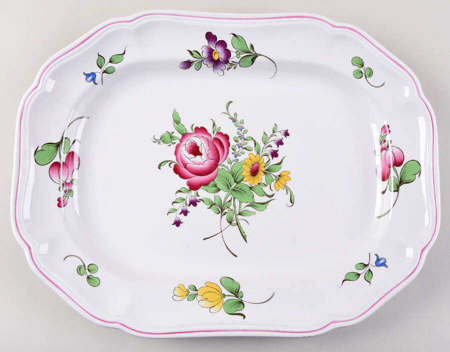 Marlborough Sprays 14" Oval Serving Platter by Spode-1