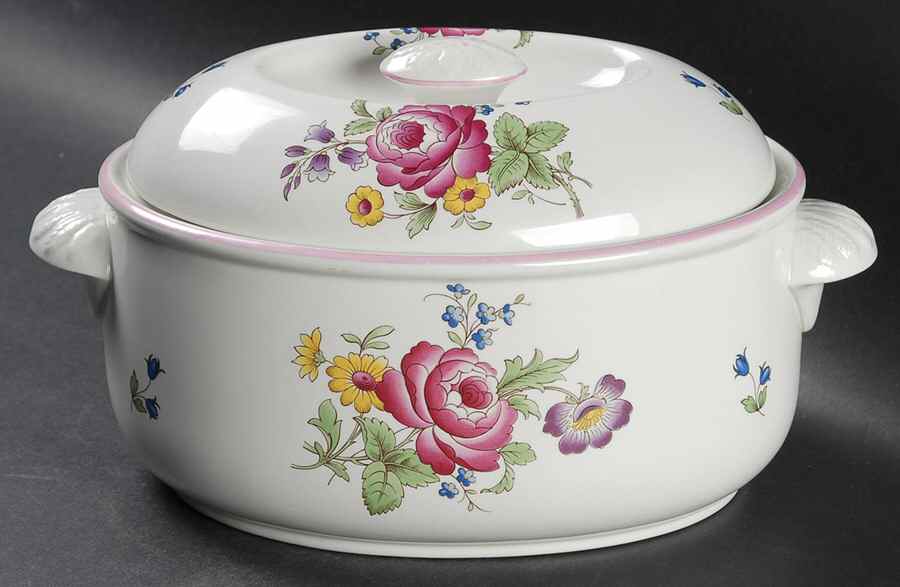 Marlborough Sprays 2 Quart Oval Covered Casserole by Spode-1