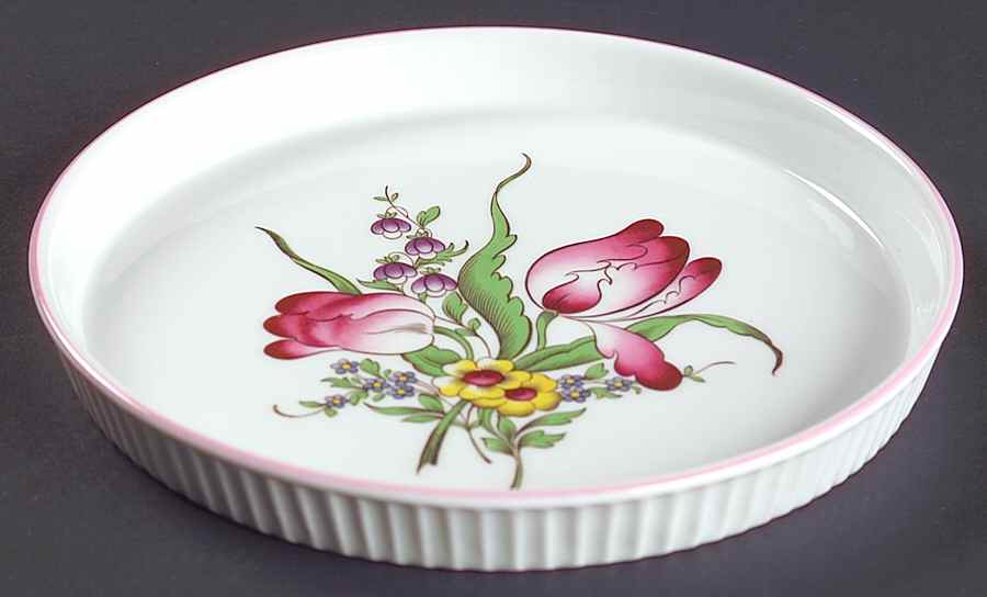 Marlborough Sprays 7" Round Flan by Spode-1
