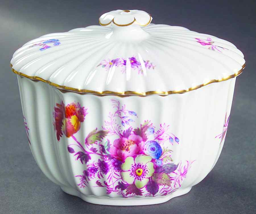 Meadowbrook Sugar Bowl & Lid by Spode-1