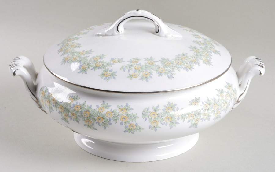 Melanie Round Covered Vegetable by Spode-1