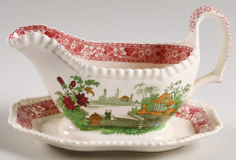 Merriemount Gravy Boat with Attached Underplate by Spode-1