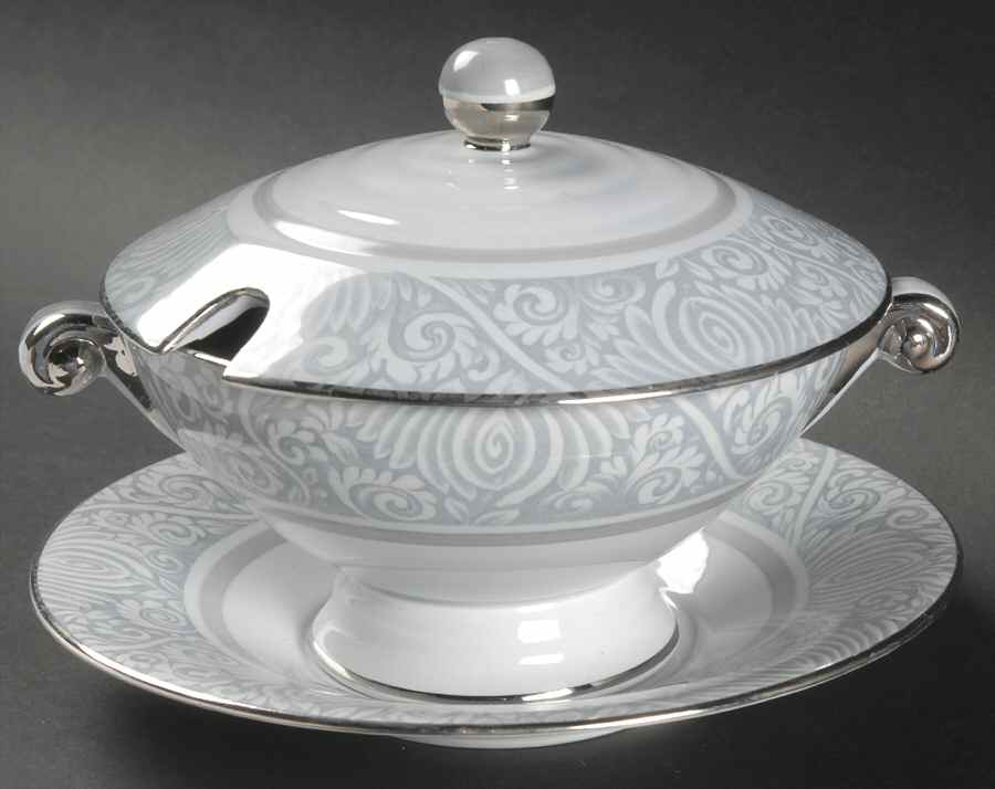 Ming Round Gravy Boat & Lid with Underlate by Spode-1