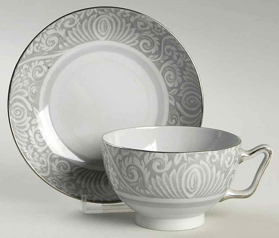 Ming Flat Cup & Saucer Set by Spode-1