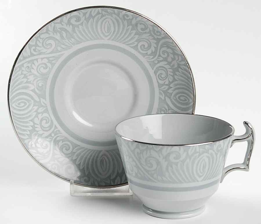 Ming Footed Cup & Saucer Set by Spode-1