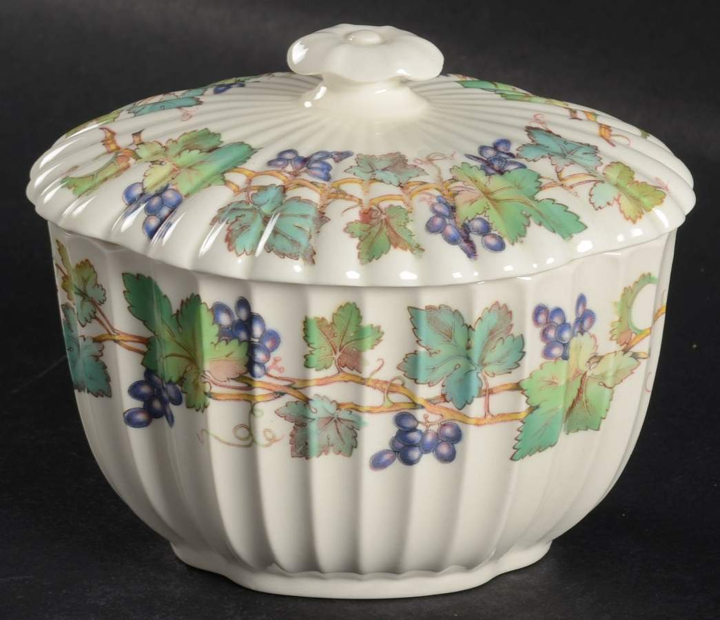 Monticello Vine Sugar Bowl & Lid by Spode-1