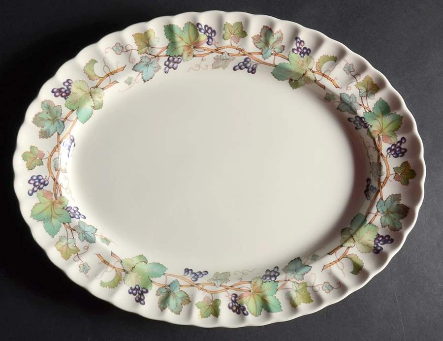 Monticello Vine 14" Oval Serving Platter by Spode-1