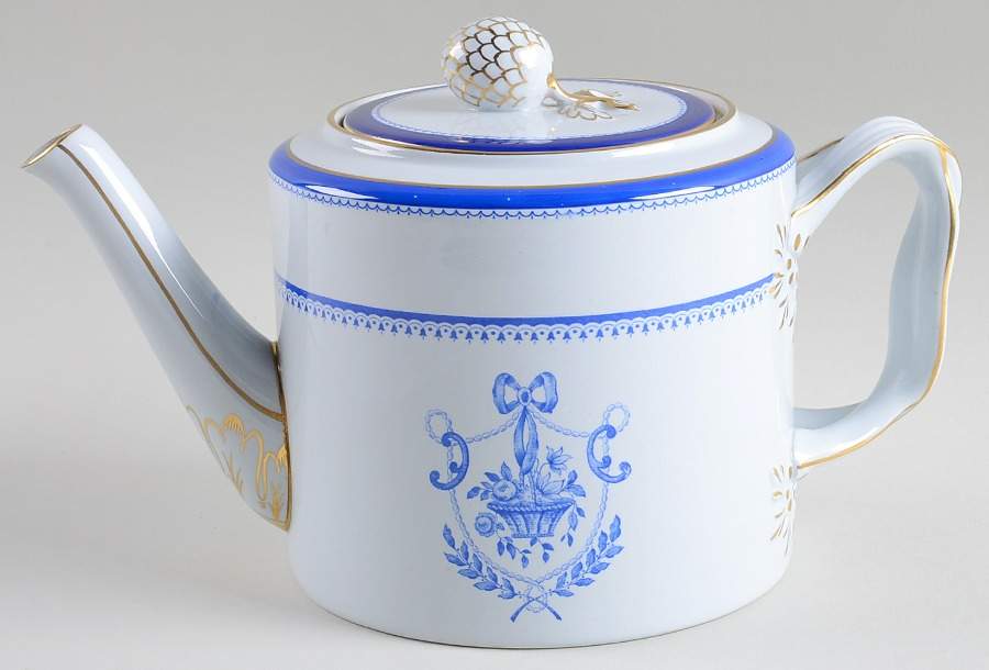 Newburyport Blue (Gold Trim) Teapot & Lid by Spode-1