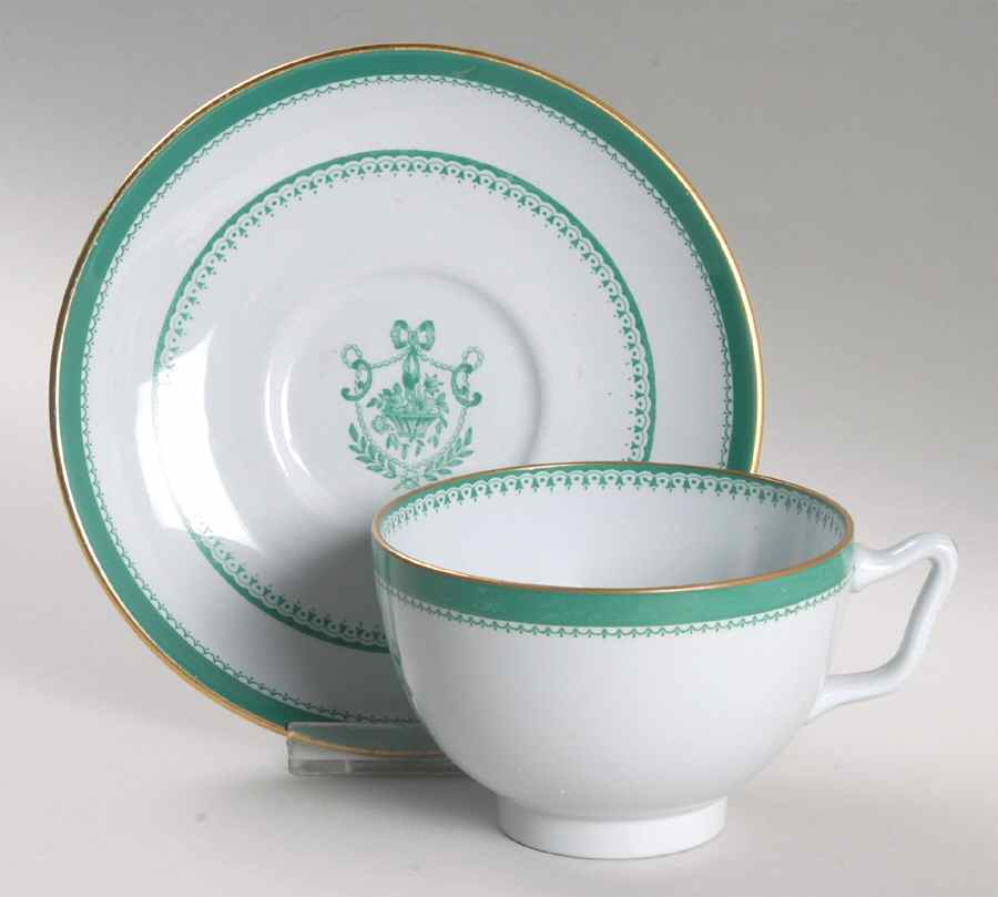 Newburyport Green (Gold Trim, No Verge Line) London Shape Oversized Cup & Saucer Set by Spode-1