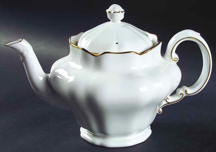 Nordic (Gold Trim) Teapot & Lid by Spode-1