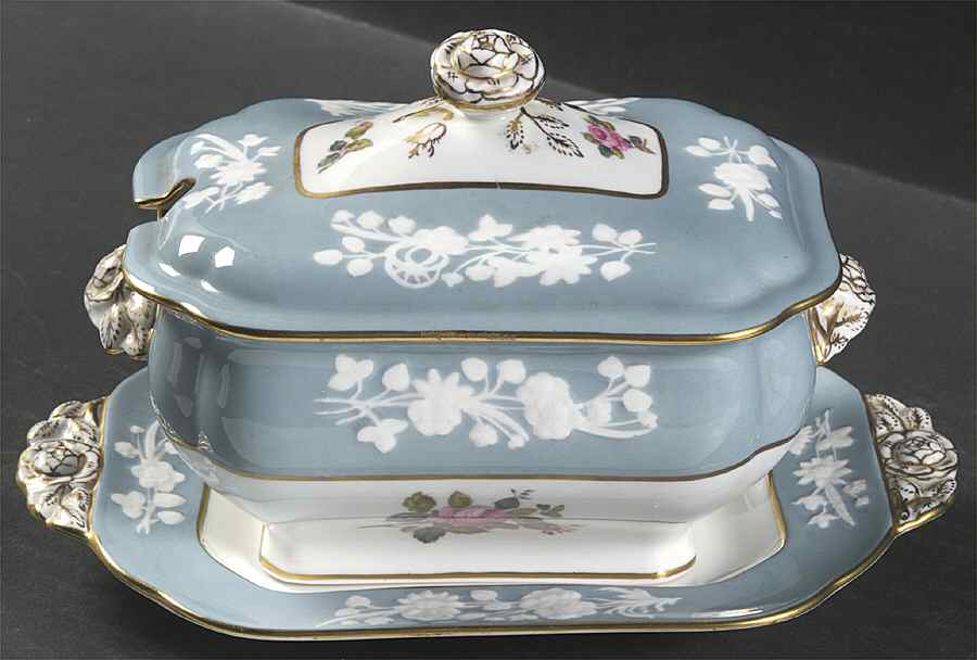 Old Colony Rose Gravy Boat & Lid w/Underplate by Spode-1