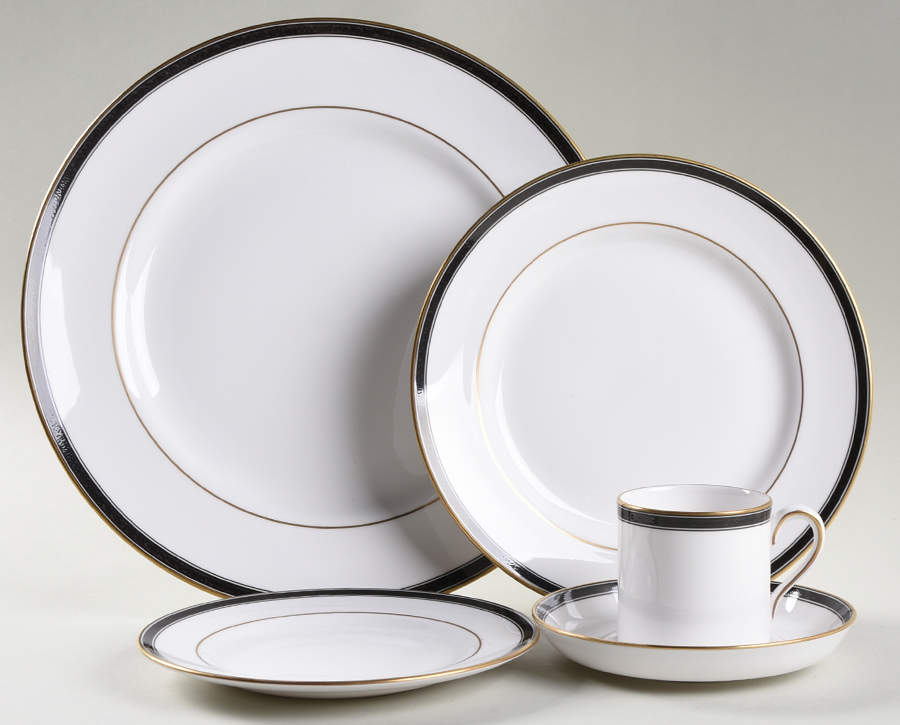 Palermo 5 Piece Place Setting by Spode-1