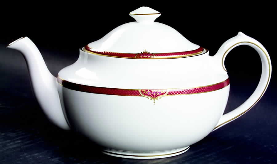 Petit Bordeaux Teapot & Lid by Spode-1