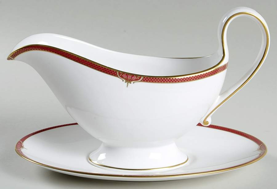 Petit Bordeaux Gravy Boat & Underplate by Spode-1