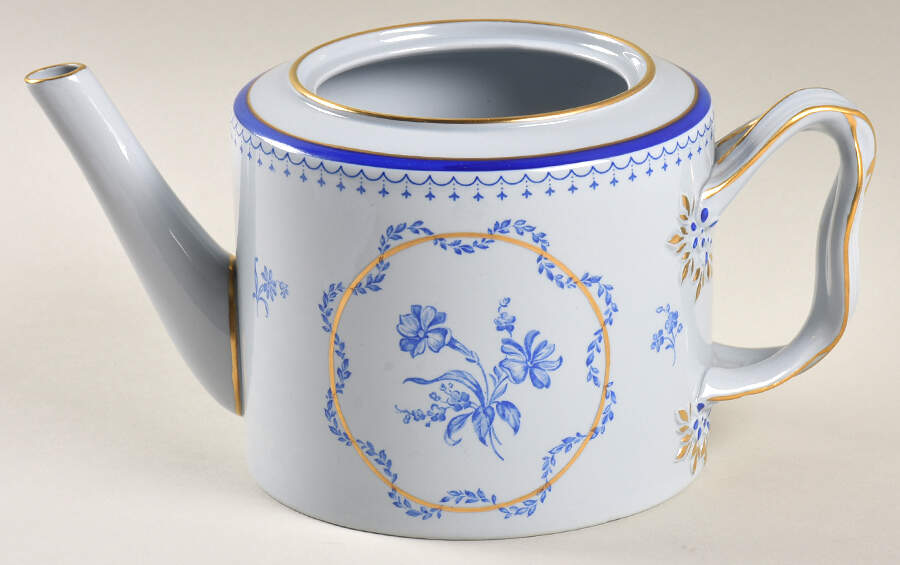Pembrook Teapot No Lid by Spode-1
