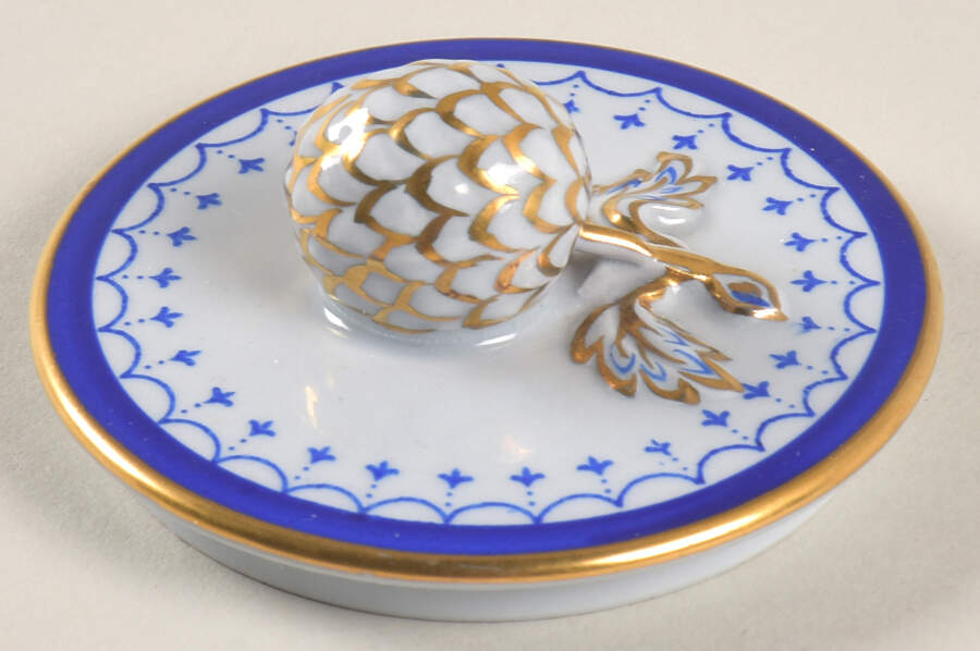 Pembrook Lid for Sugar Bowl by Spode-1