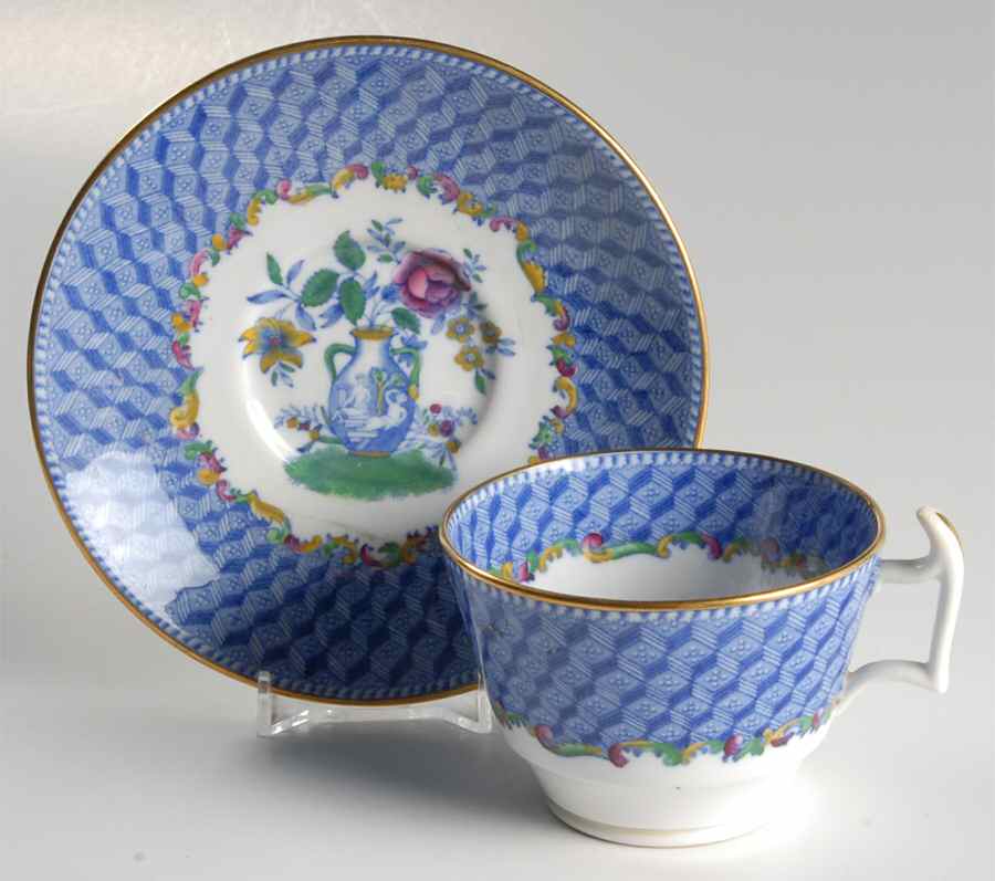 Portland Vase (Gold Trim, Smooth) Flat Cup & Saucer Set by Spode-1