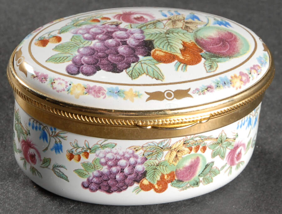 Provence (F1782-V, Y8599-U, Fruit Rim) Large Oval Box & Lid by Spode-1